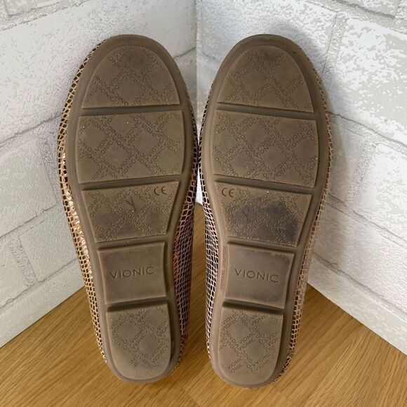 Vionic Larrun Loafer Womens Size 6 Gold Bronze Metallic Snake Slip On Shoe Comfo - Picture 10 of 12